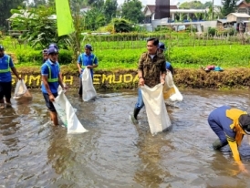 https://perumdatugutirta.co.id/publikasi/berita/umum/semangat-sumpah-pemuda-tugu-tirta-refleksikan-nilai-luhur-699af