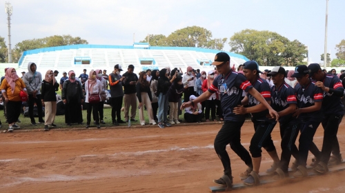 Atlet dan Suporter Tugu Tirta All Out di Lomba Pemkot Malang