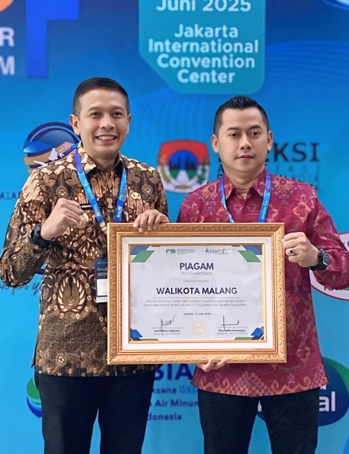 Sukses Mentransformasi Tugu Tirta, Walikota Malang Raih Penghargaan Nasional Pertama di IWWEF 2025 Sukses Mentransformasi Tugu Tirta, Walikota Malang Raih Penghargaan Nasional Pertama di IWWEF 2025
