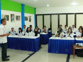 https://perumdatugutirta.co.id/publikasi/berita/umum/bekali-kecakapan-komunikasi-and-protokoler-tugu-tirta-gelar-pelatihan-khusus-bagi-karyawan-14bed
